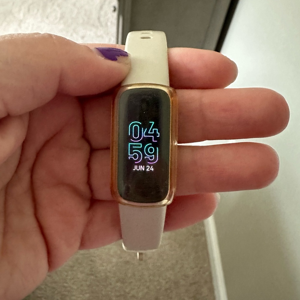Fitbit Luxe